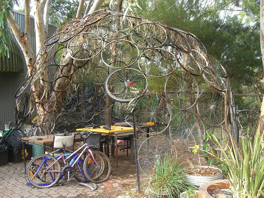 Spoke Tension and Wheel Trueing: DIY Maintenance Guide