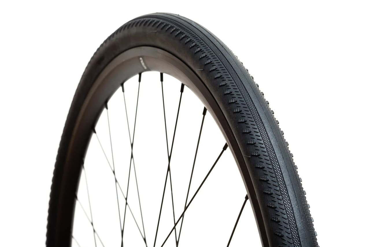 Fixed-Gear Tire Width: 25c vs 28c vs 32c vs 38c